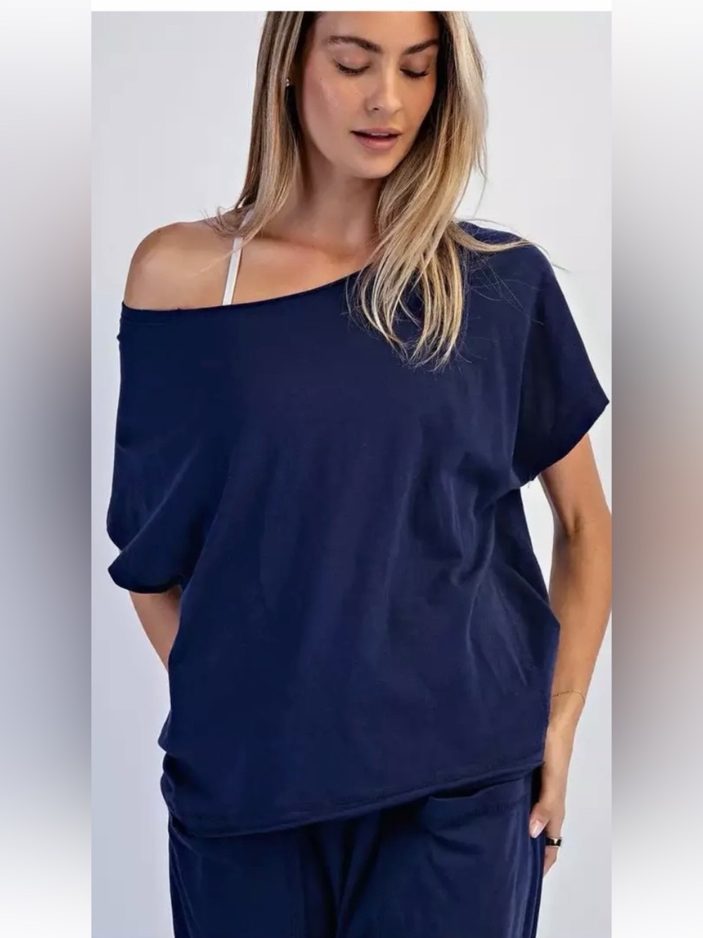 Rae Mode Short Sleeve Navy Top - Medium